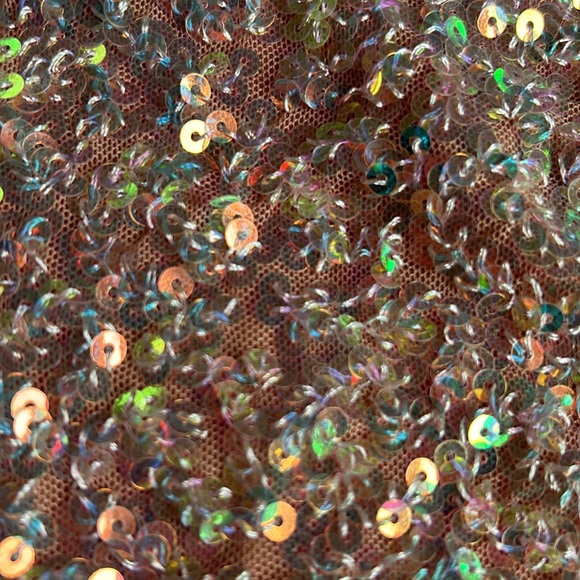 Forever 21 sequin crop top - Picture 2 of 5